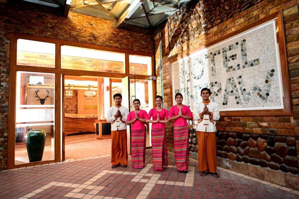 Hotel Thipaw シッポー エクステリア 写真
