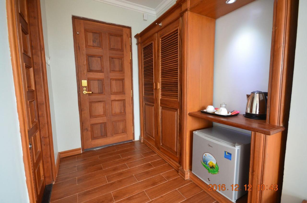 Hotel Thipaw シッポー エクステリア 写真