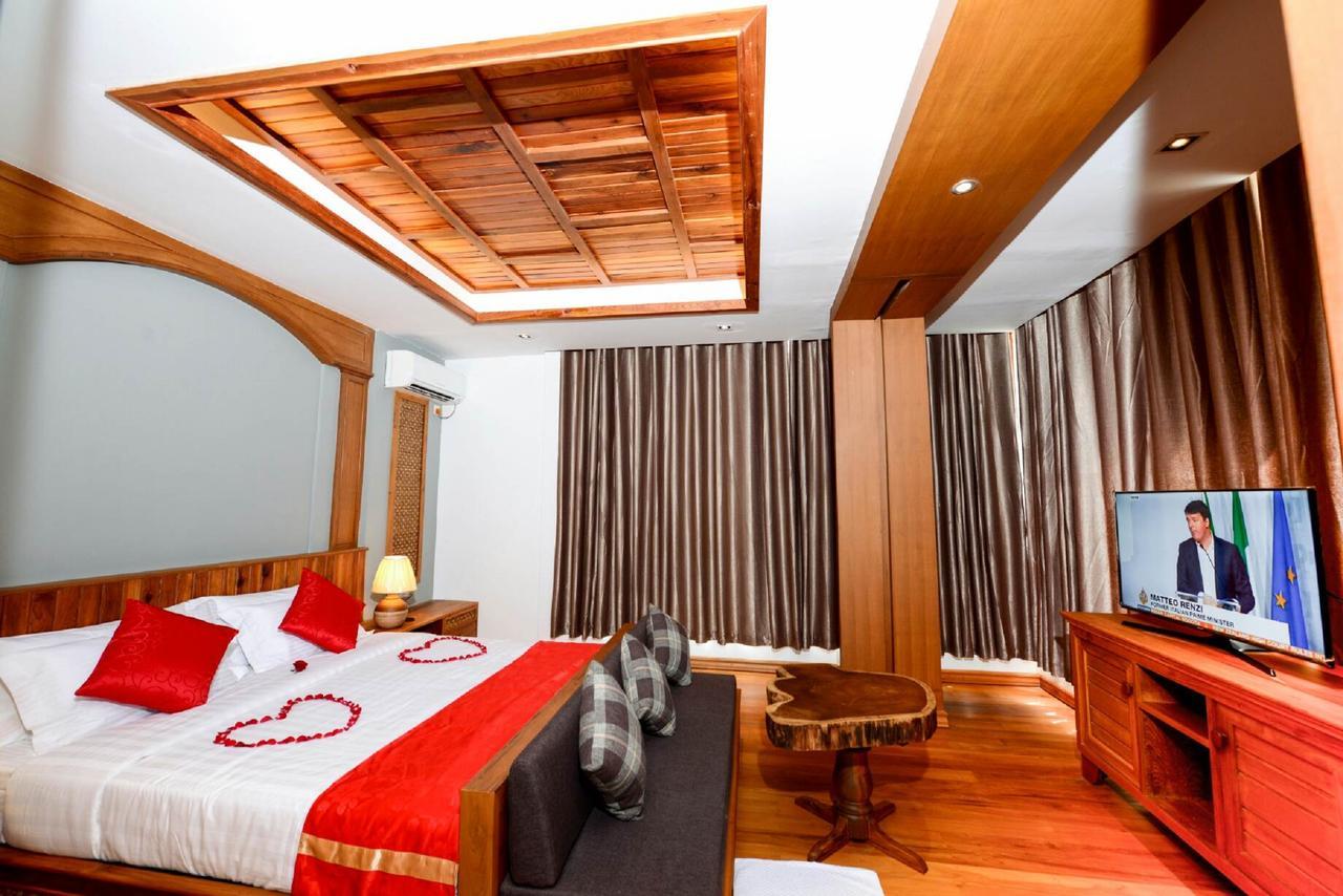 Hotel Thipaw シッポー エクステリア 写真